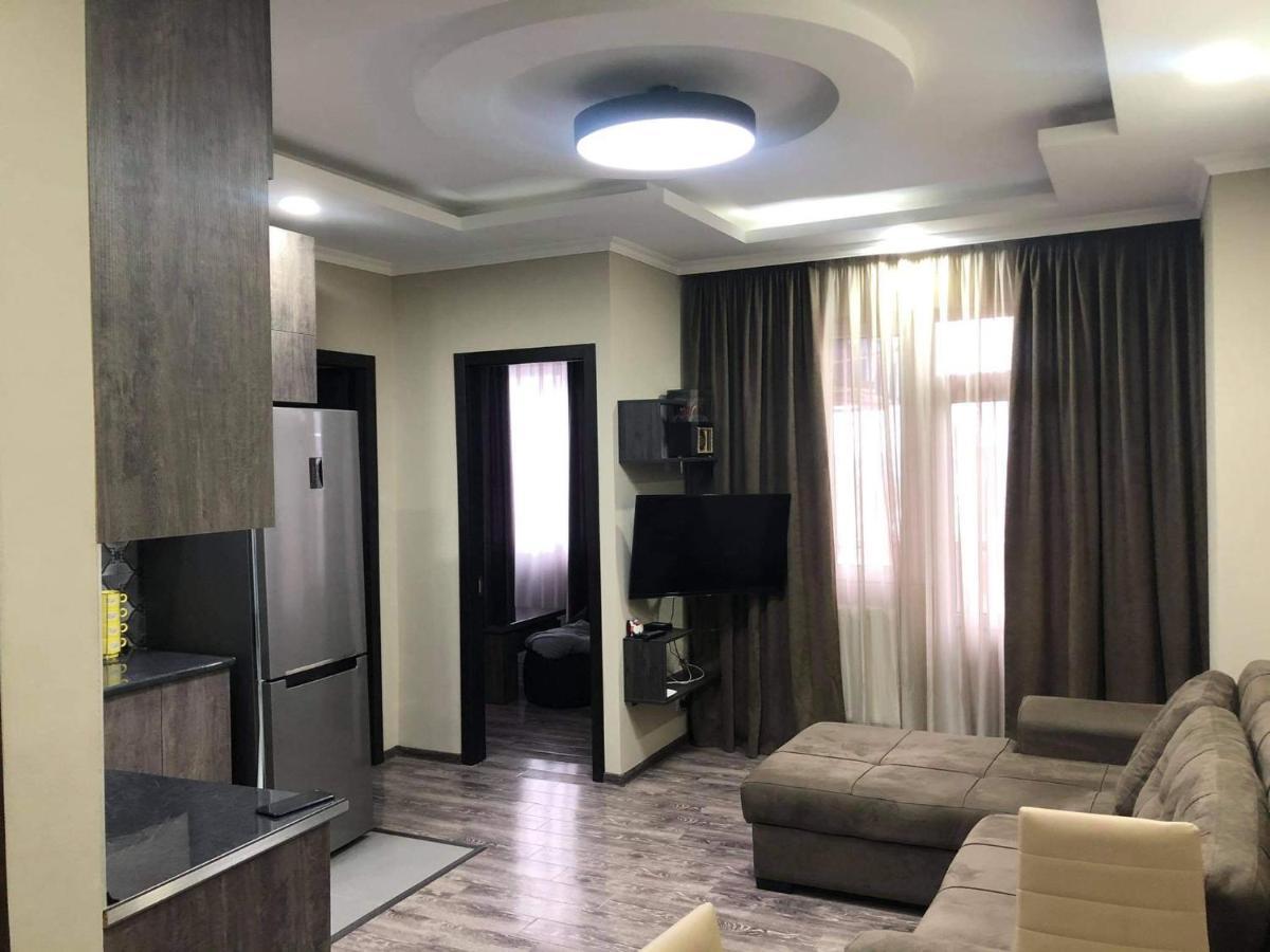 George-Groups Apartman Kutaiszi Kültér fotó