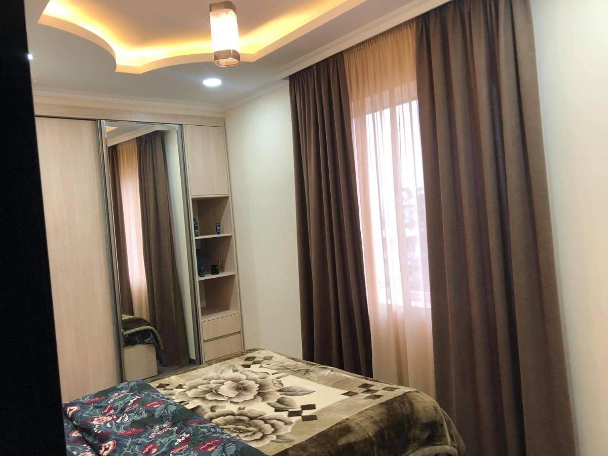 George-Groups Apartman Kutaiszi Kültér fotó
