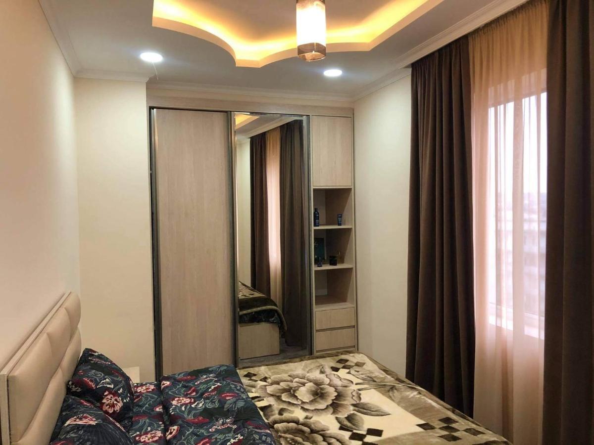 George-Groups Apartman Kutaiszi Kültér fotó